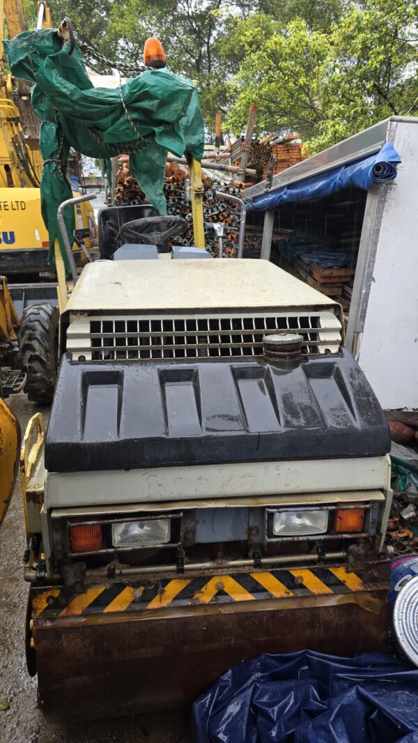 Ride-On Vibratory Road Roller